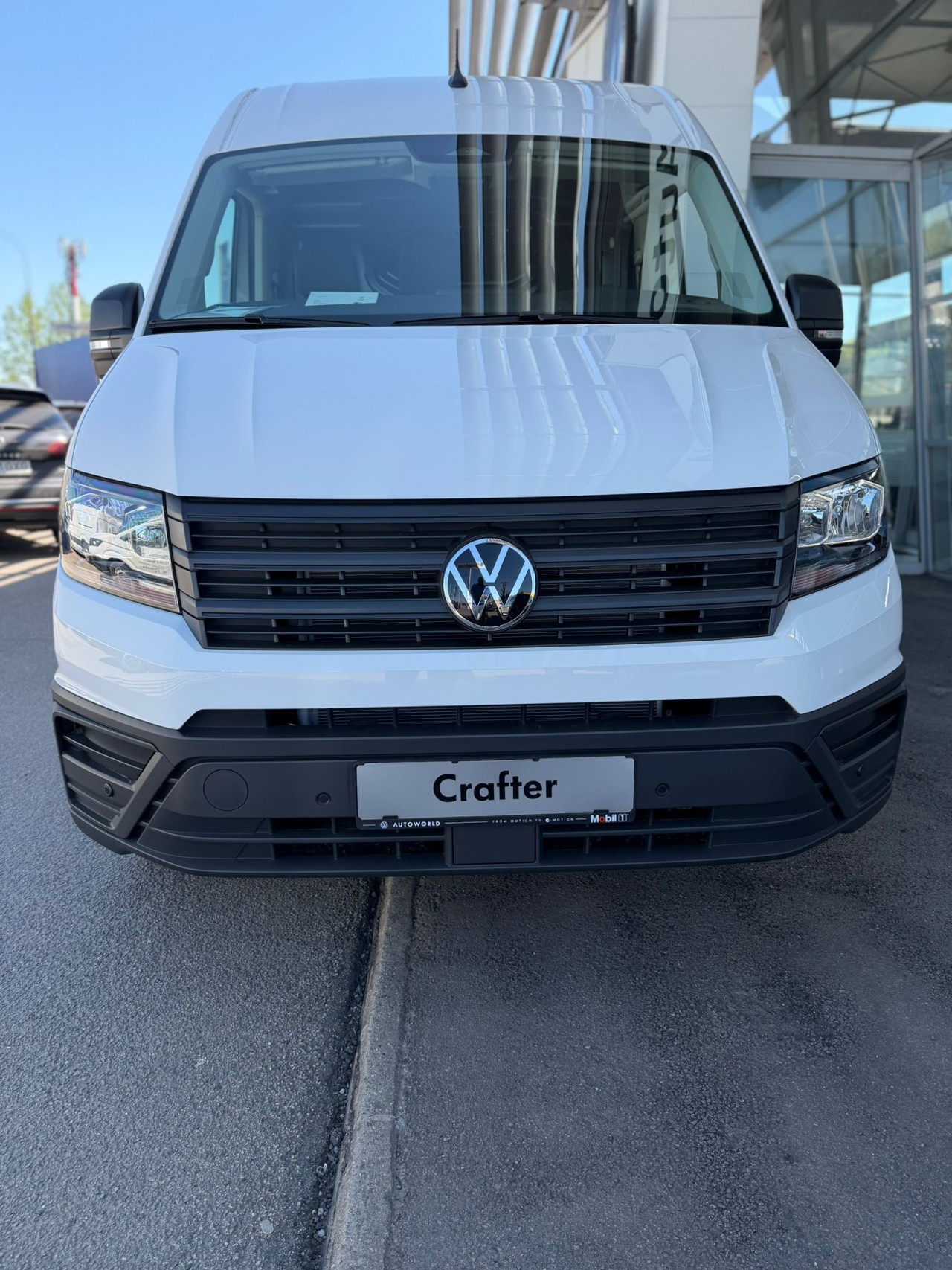 Volkswagen Crafter 3.5 Furgon L4H3 FWD 103kW AG8