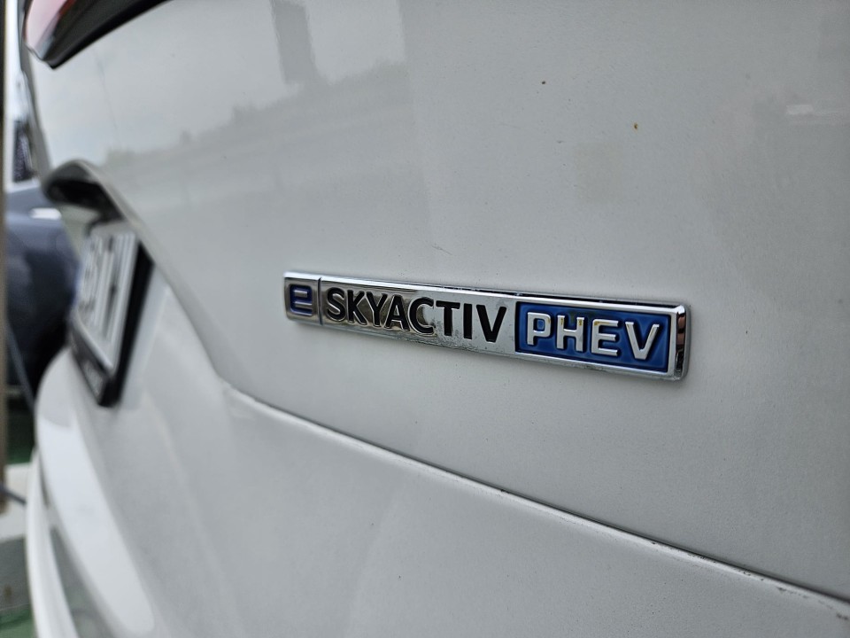 MAZDA CX-80 2.5L E-SKYACTIV Phev Takumi Plus