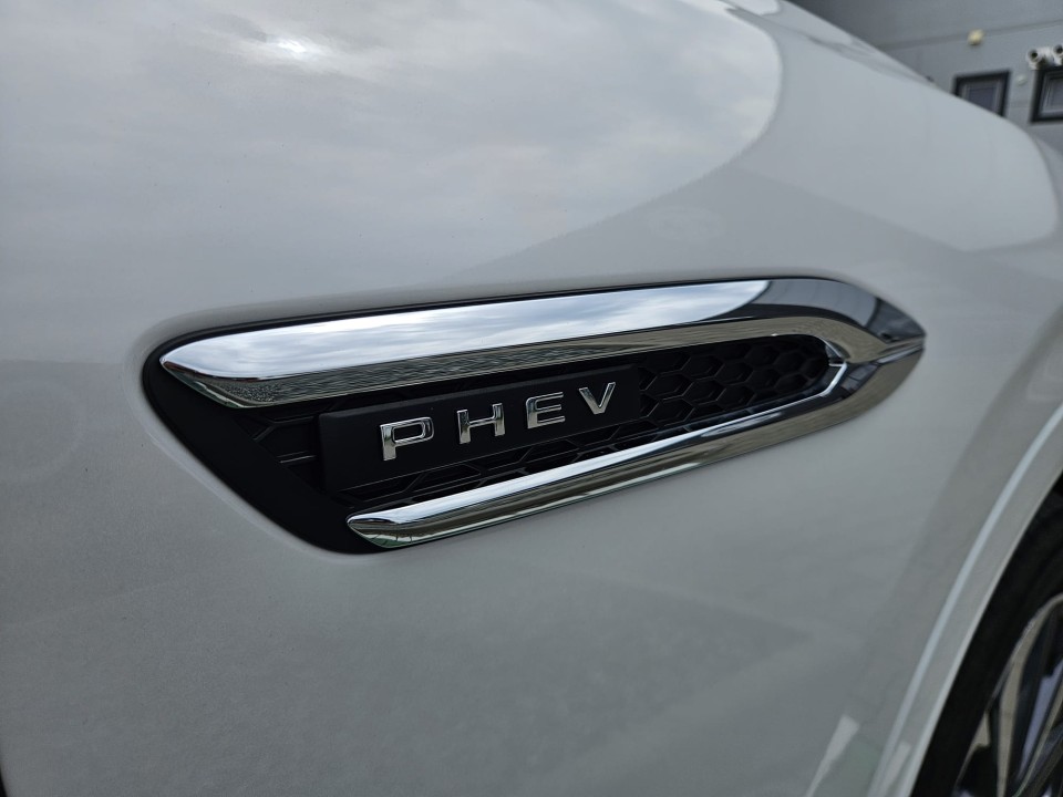 MAZDA CX-80 2.5L E-SKYACTIV Phev Takumi Plus