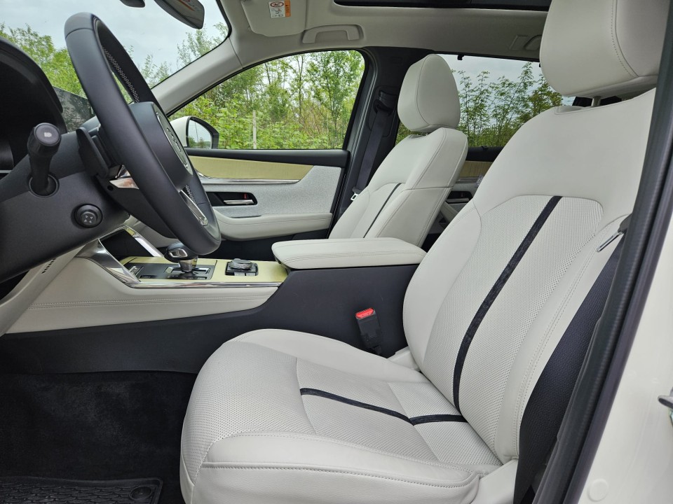 MAZDA CX-80 2.5L E-SKYACTIV Phev Takumi Plus