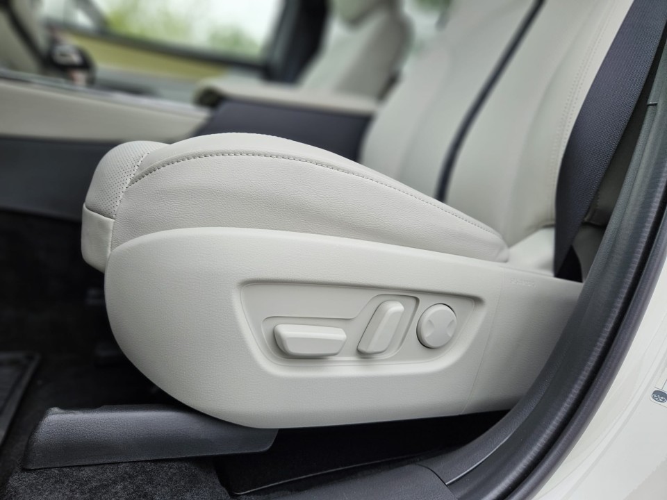 MAZDA CX-80 2.5L E-SKYACTIV Phev Takumi Plus