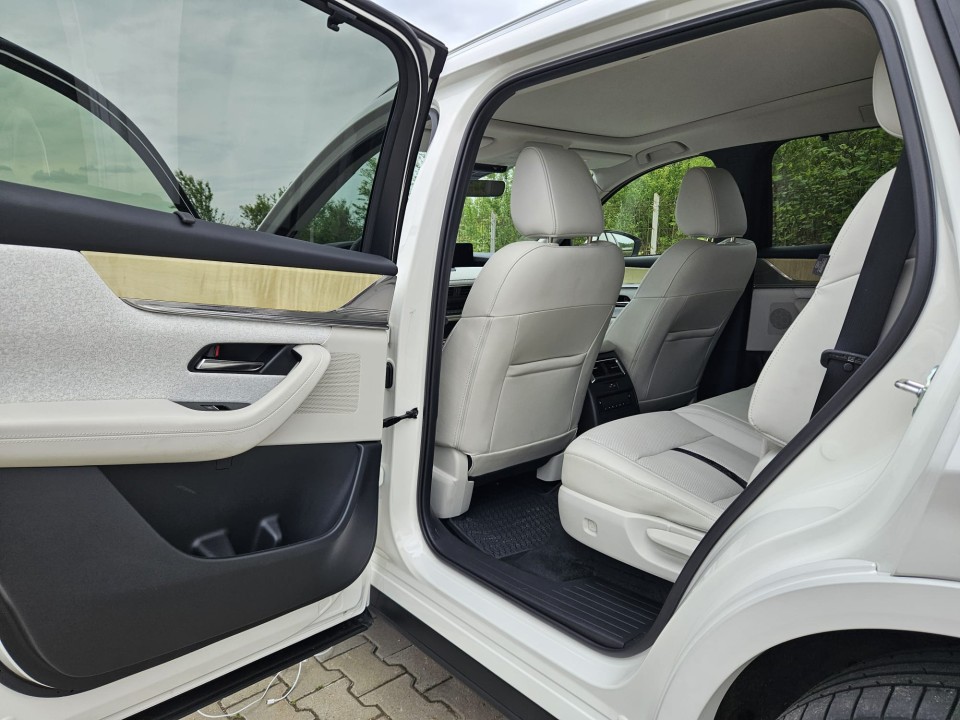 MAZDA CX-80 2.5L E-SKYACTIV Phev Takumi Plus