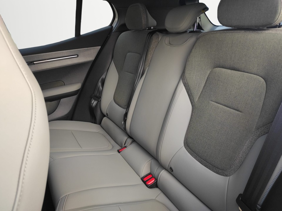 Volvo EX30 Plus Twin Motor AWD