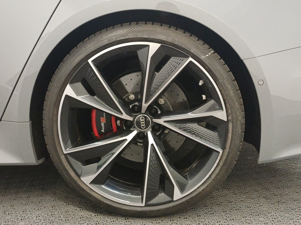 Audi RS6 Avant quattro