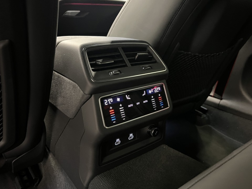 Audi RS6 Avant quattro