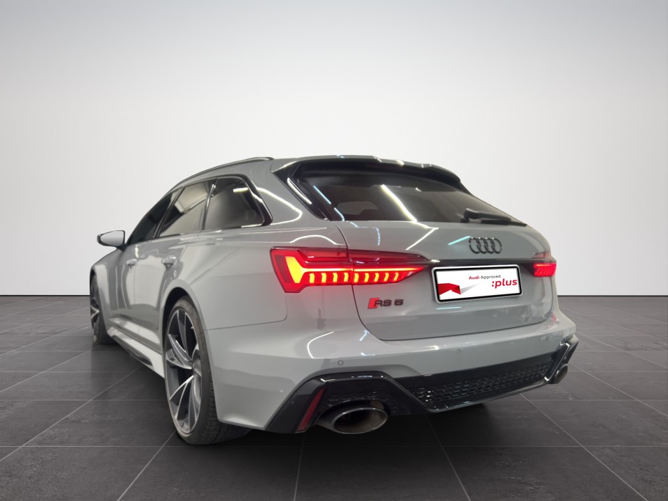 Audi RS6 Avant quattro