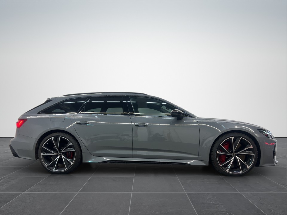 Audi RS6 Avant quattro