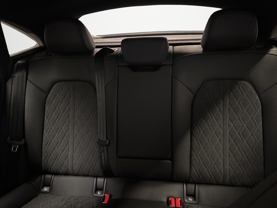 Audi A5 Limuzina 35 TFSI 150 CP