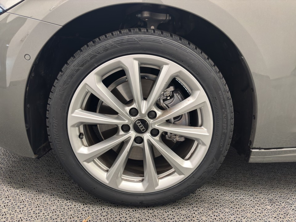 Audi A5 Limuzina 35 TFSI 150 CP