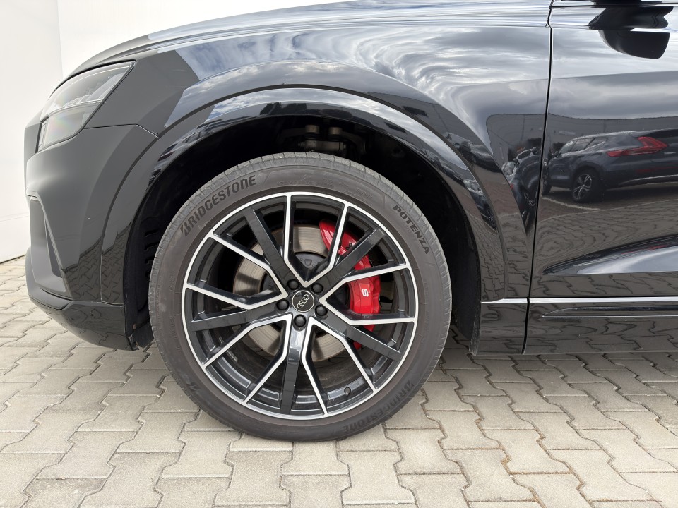 Audi SQ8