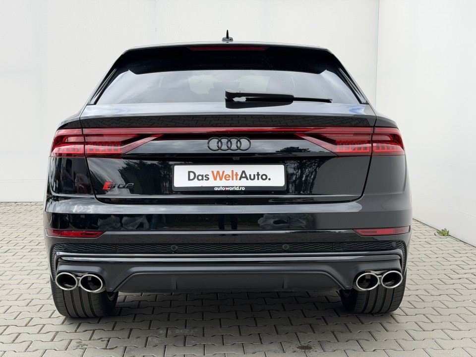 Audi SQ8
