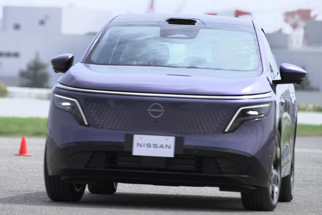 Nissan NX8 2026 310 MAX EDITION 335cp (250kw)