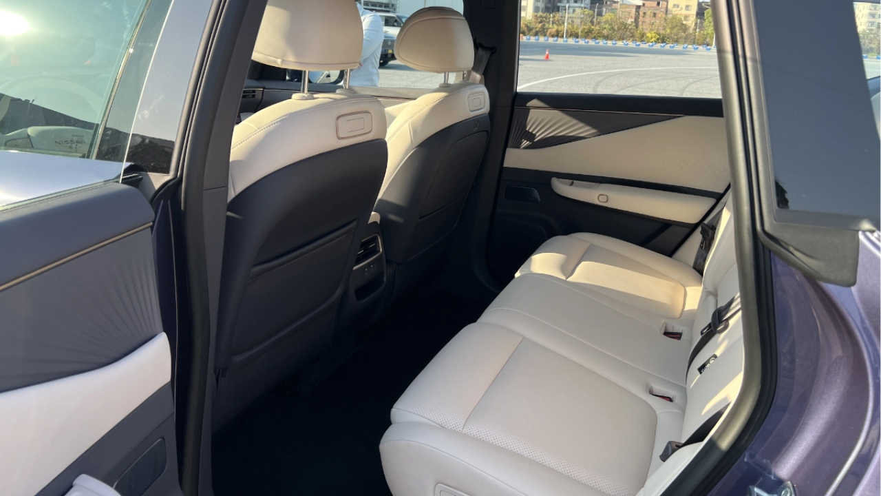 Nissan NX8 2026 310 MAX EDITION 335cp (250kw)