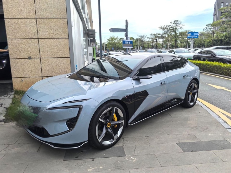 Avatr 12 650 Three-Laser AWD GT Edition