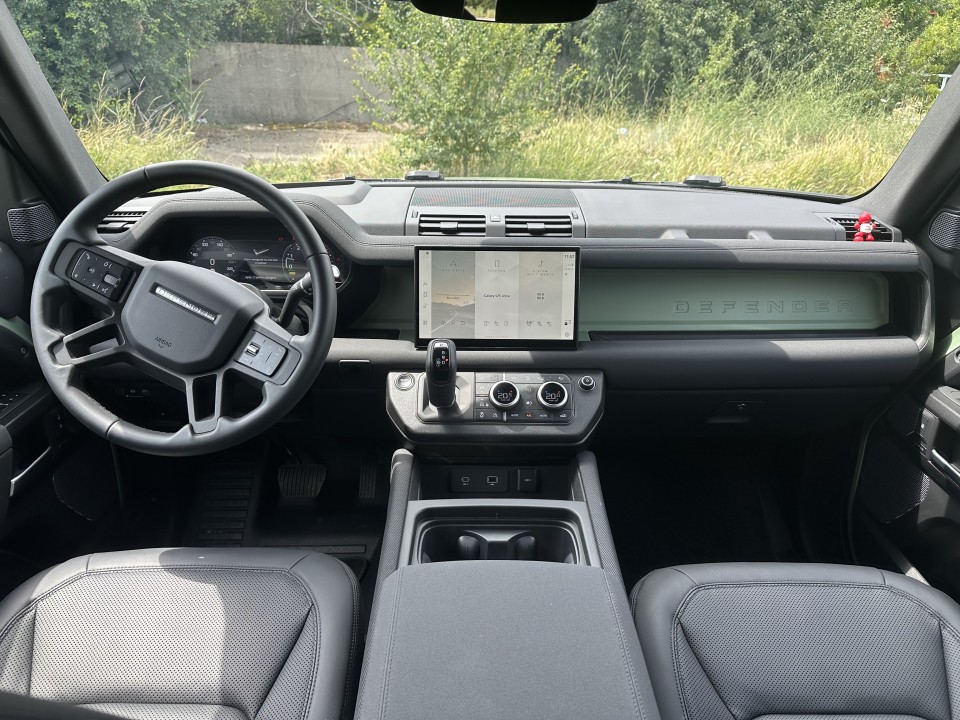 Land Rover Defender 75th Limited Edition Plug-In Hybrid