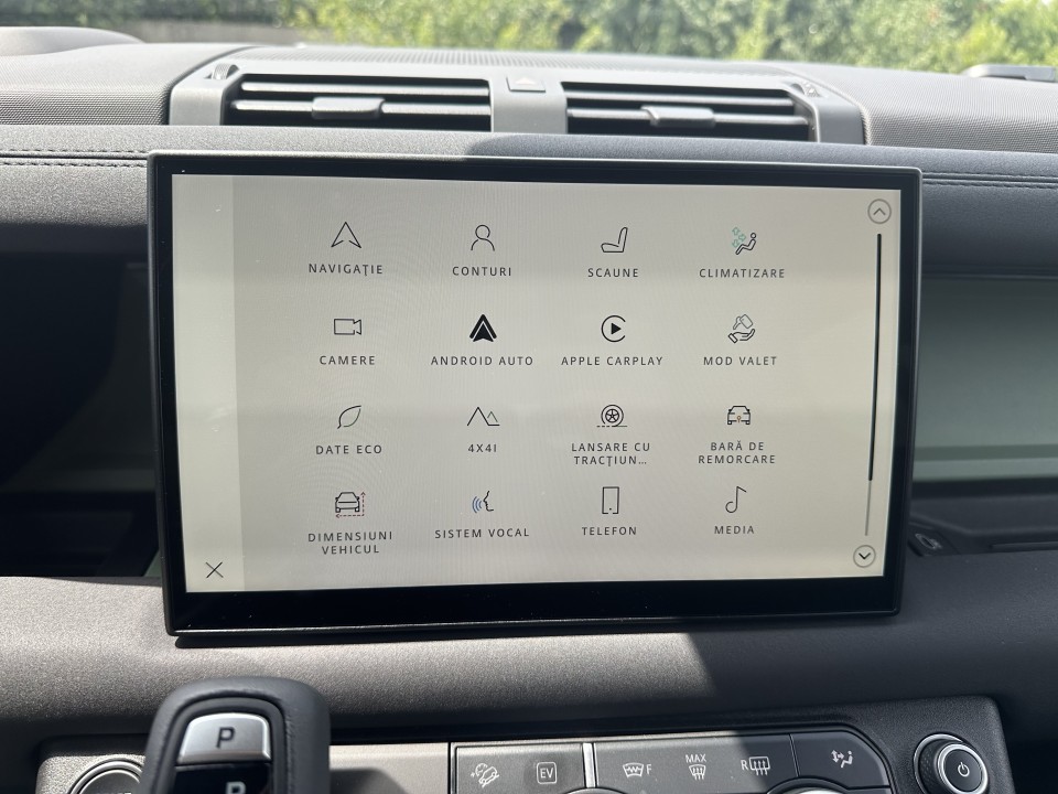 Land Rover Defender 75th Limited Edition Plug-In Hybrid