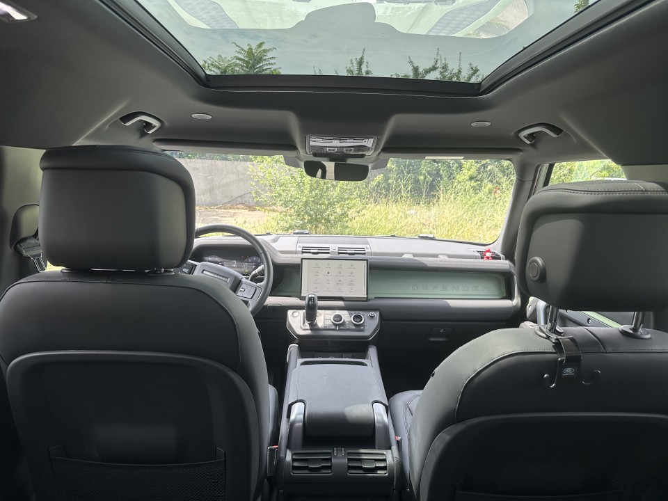 Land Rover Defender 75th Limited Edition Plug-In Hybrid