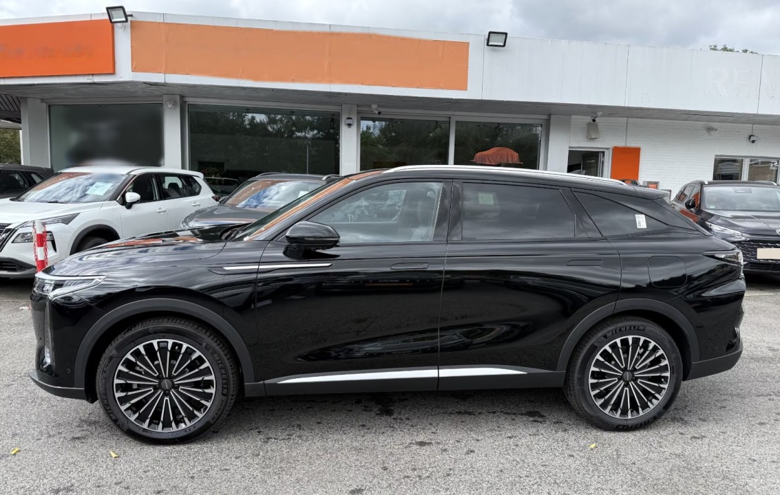 Omoda 9 Premium PHEV