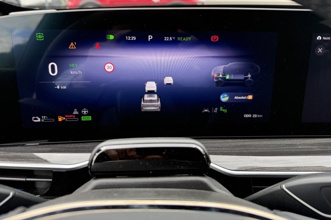 Omoda 9 Premium PHEV