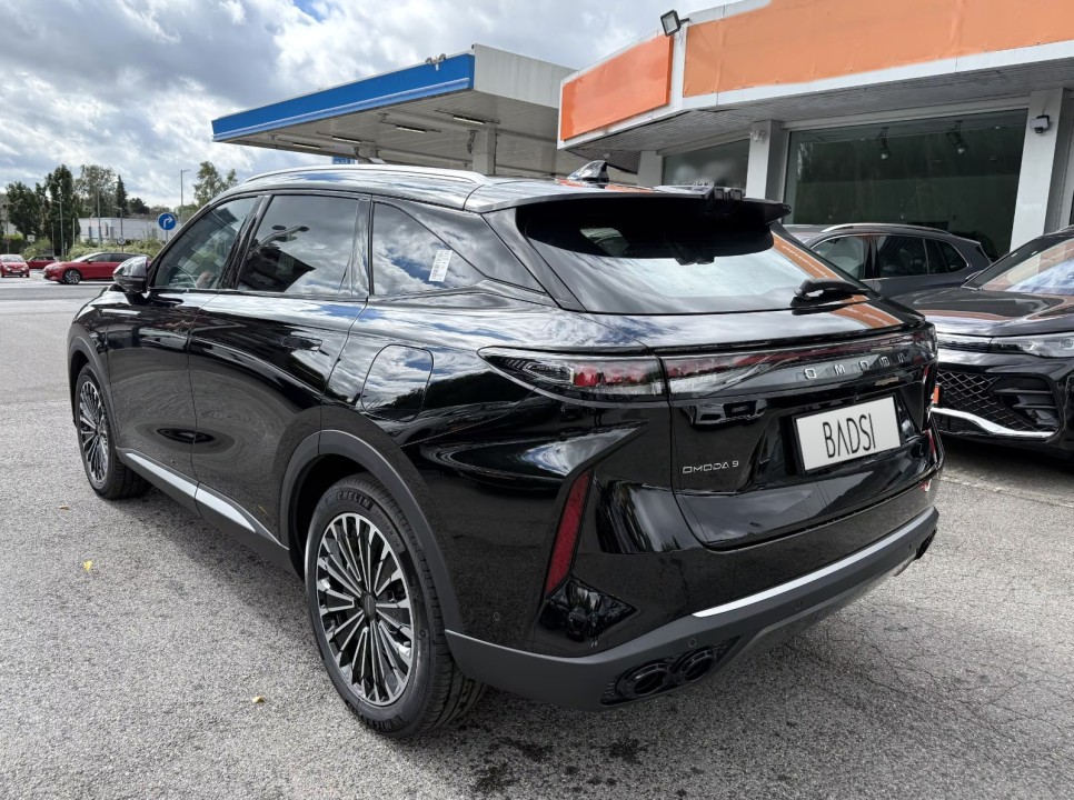 Omoda 9 Premium PHEV