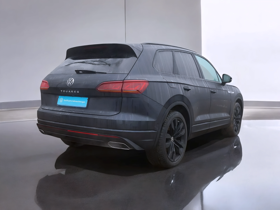 Volkswagen Touareg V6 3.0 TDI R-Line (2)