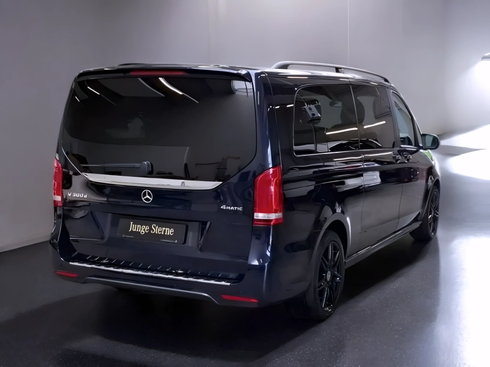 Mercedes-Benz V 300d 4MATIC Extralong EDITION (3)