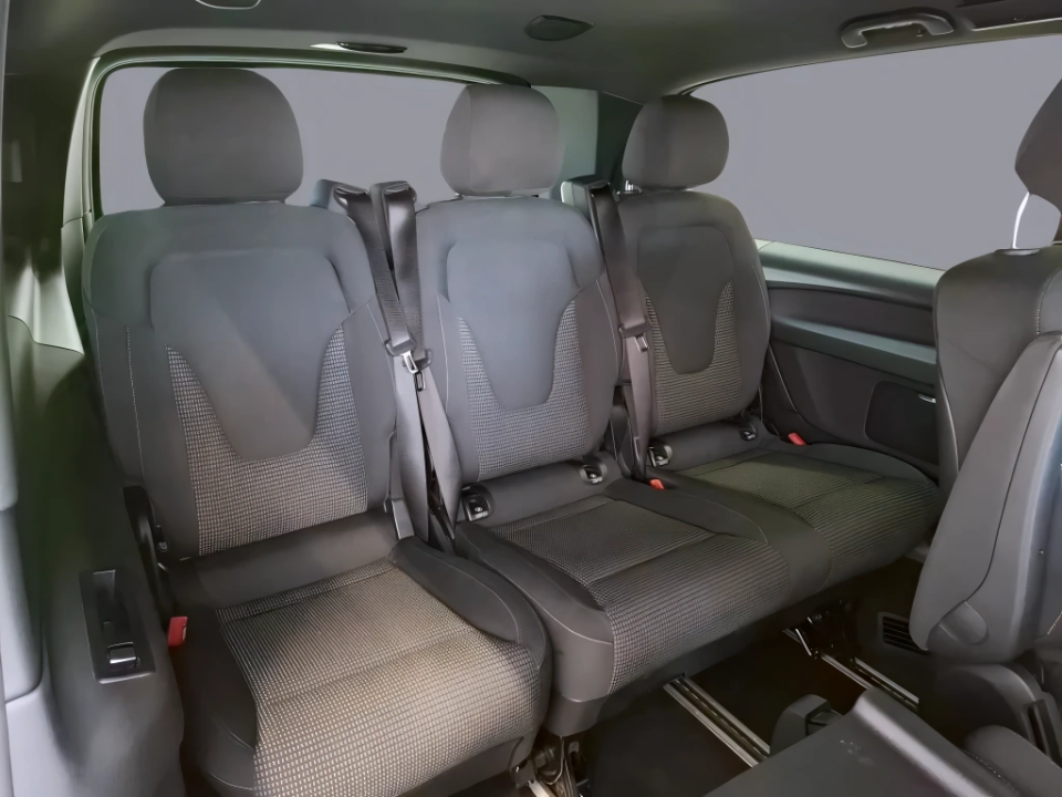 Mercedes-Benz V 300d 4MATIC Extralong EDITION (4)