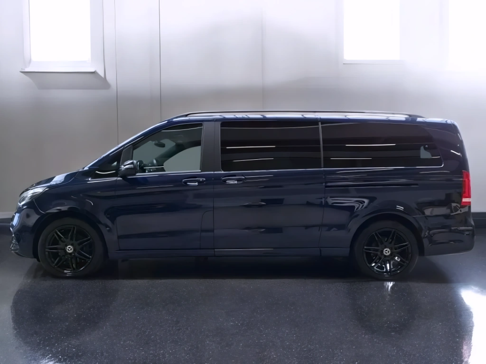 Mercedes-Benz V 300d 4MATIC Extralong EDITION (2)