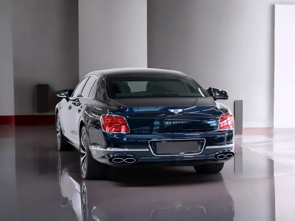 Bentley Flying Spur (3)