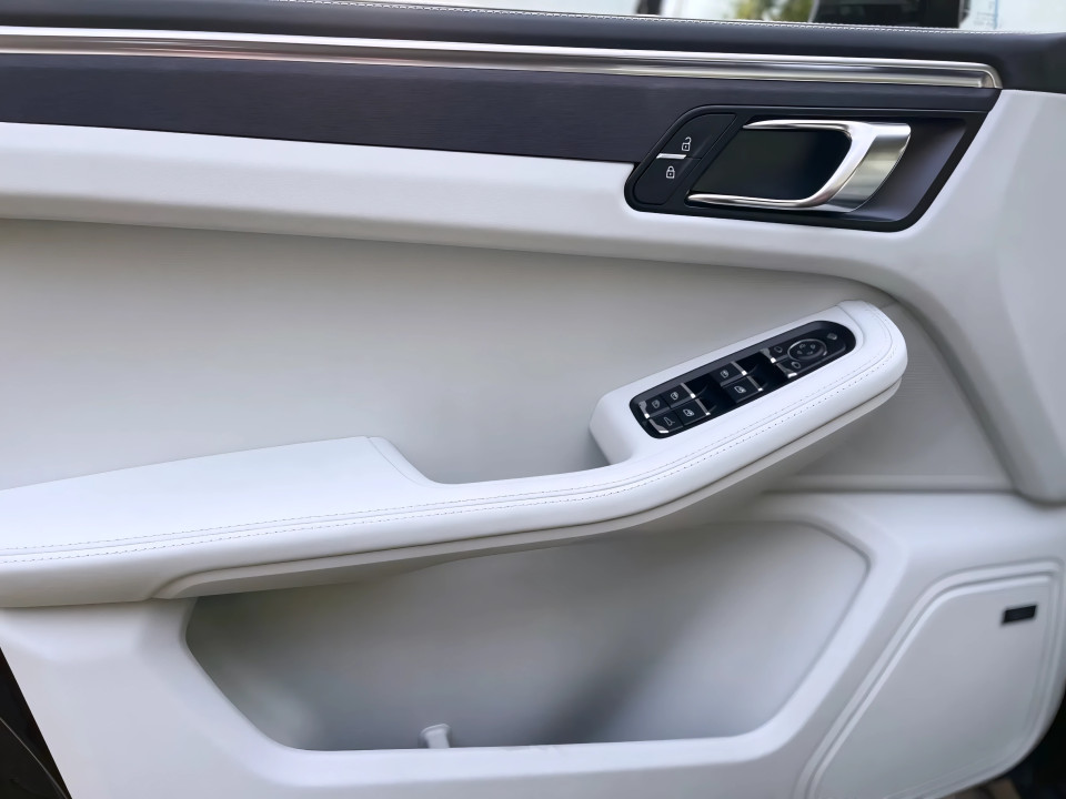 Porsche Macan - foto 12