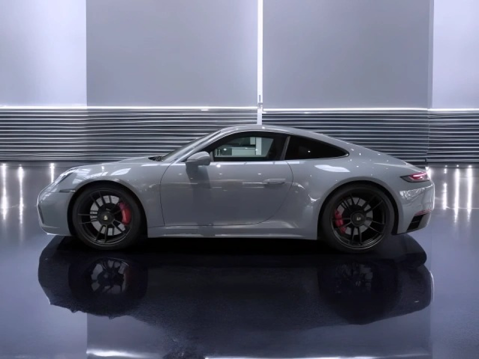 Porsche 911 Carrera GTS (4)