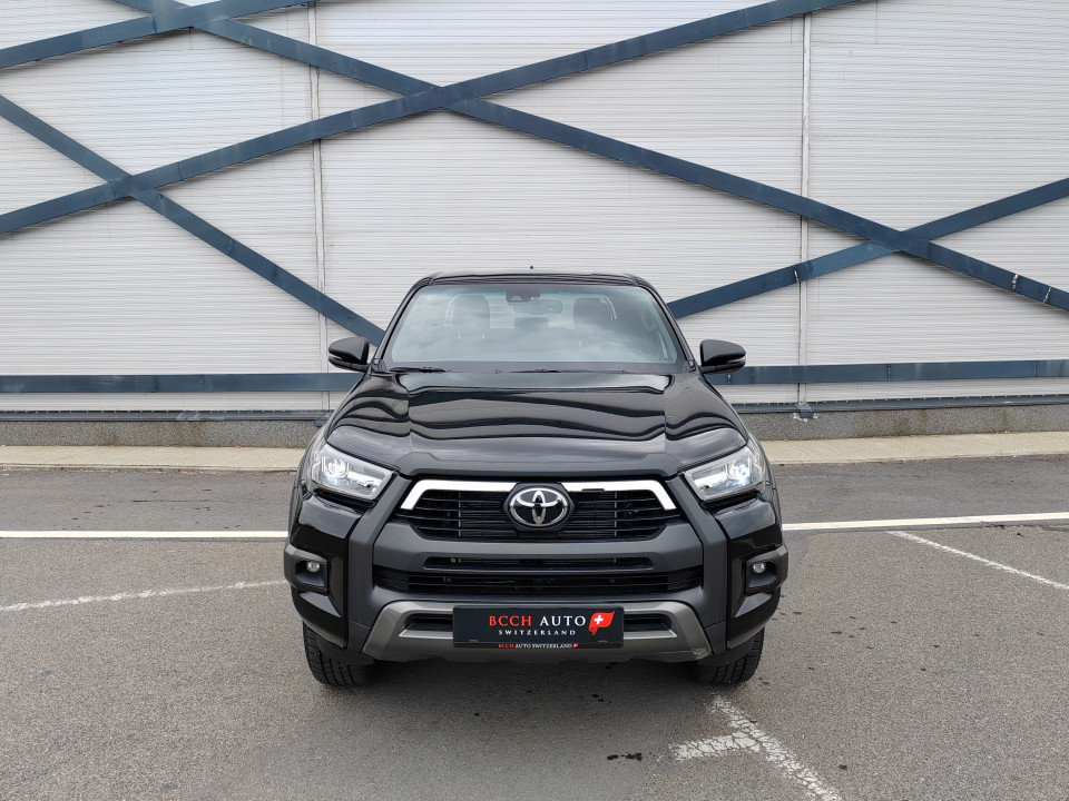 Toyota Hilux Double Cab 2.8D AT INVINCIBLE - foto 8