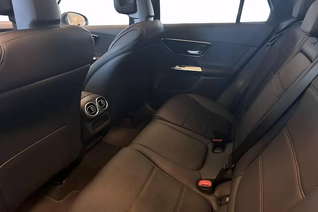 Mercedes-Benz GLC 300e 4MATIC - foto 10