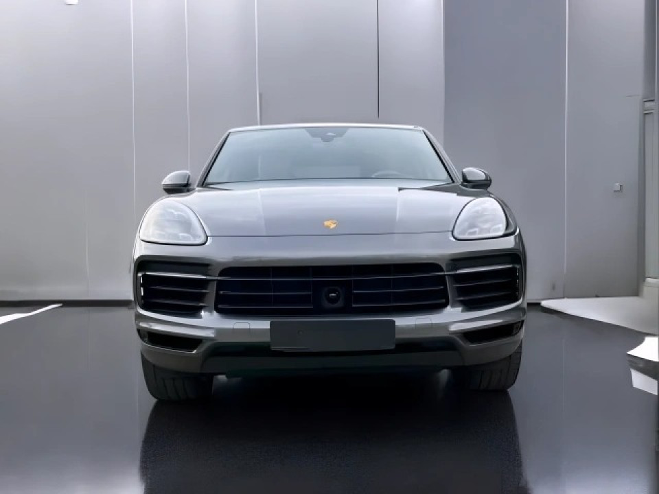 Porsche Cayenne Coupe E-Hybrid (2)