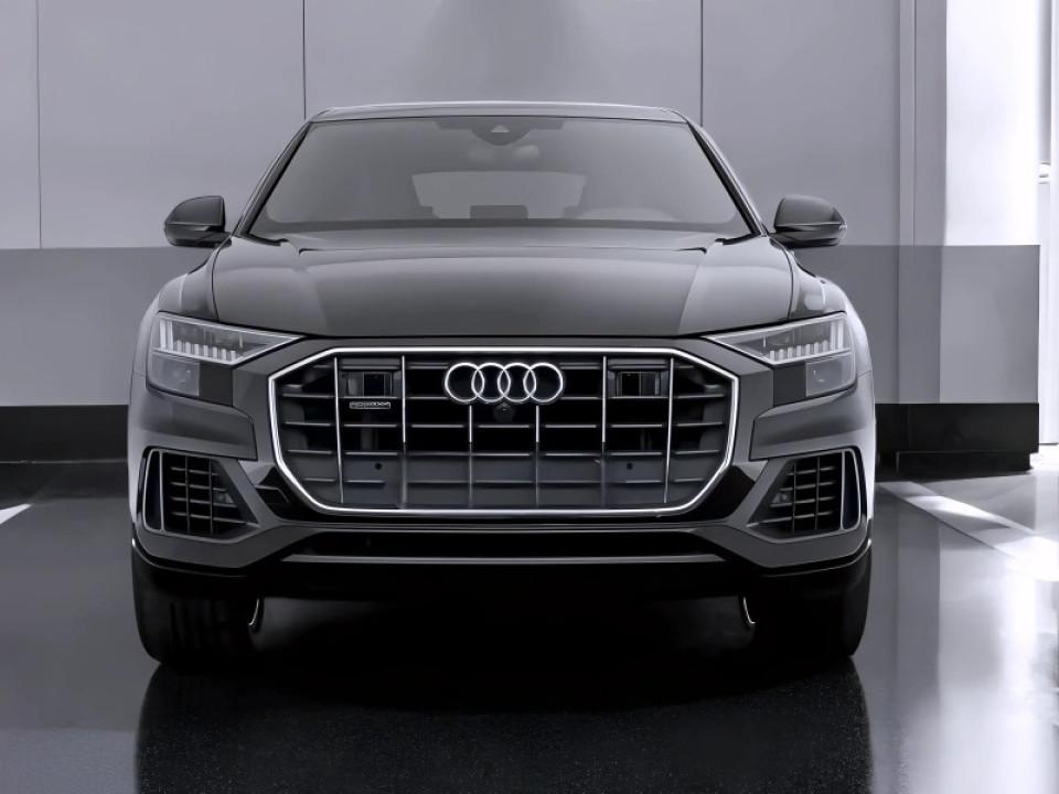 Audi Q8 55 TFSIe Quattro S-Line (2)