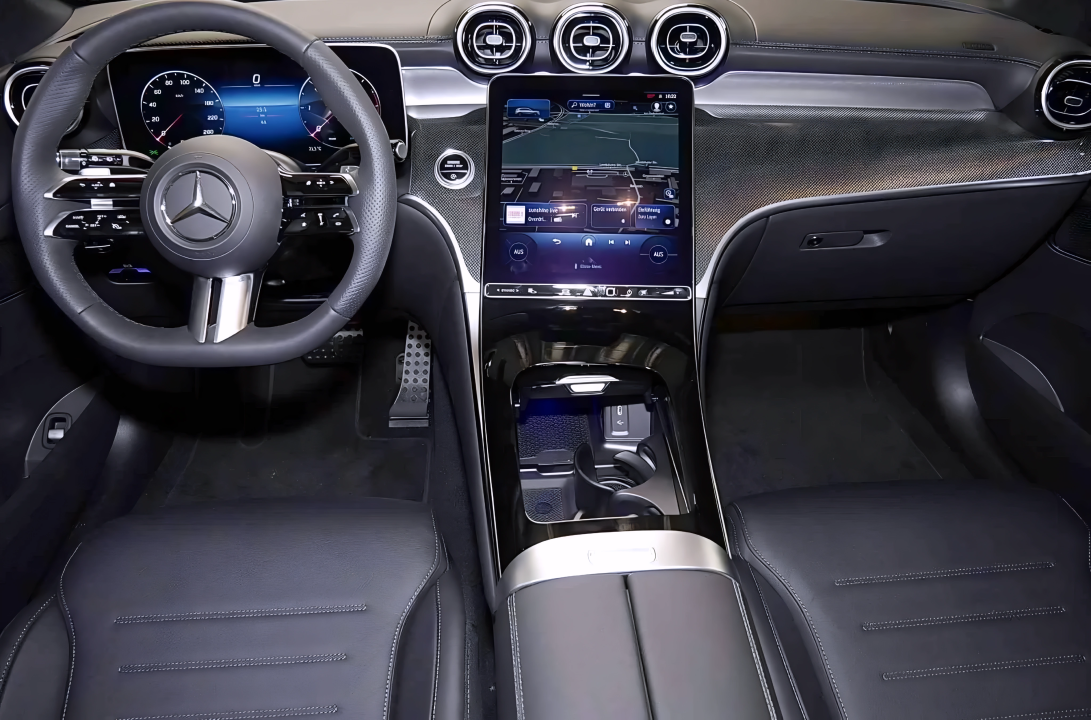 Mercedes-Benz GLC 220 d 4Matic AMG (4)