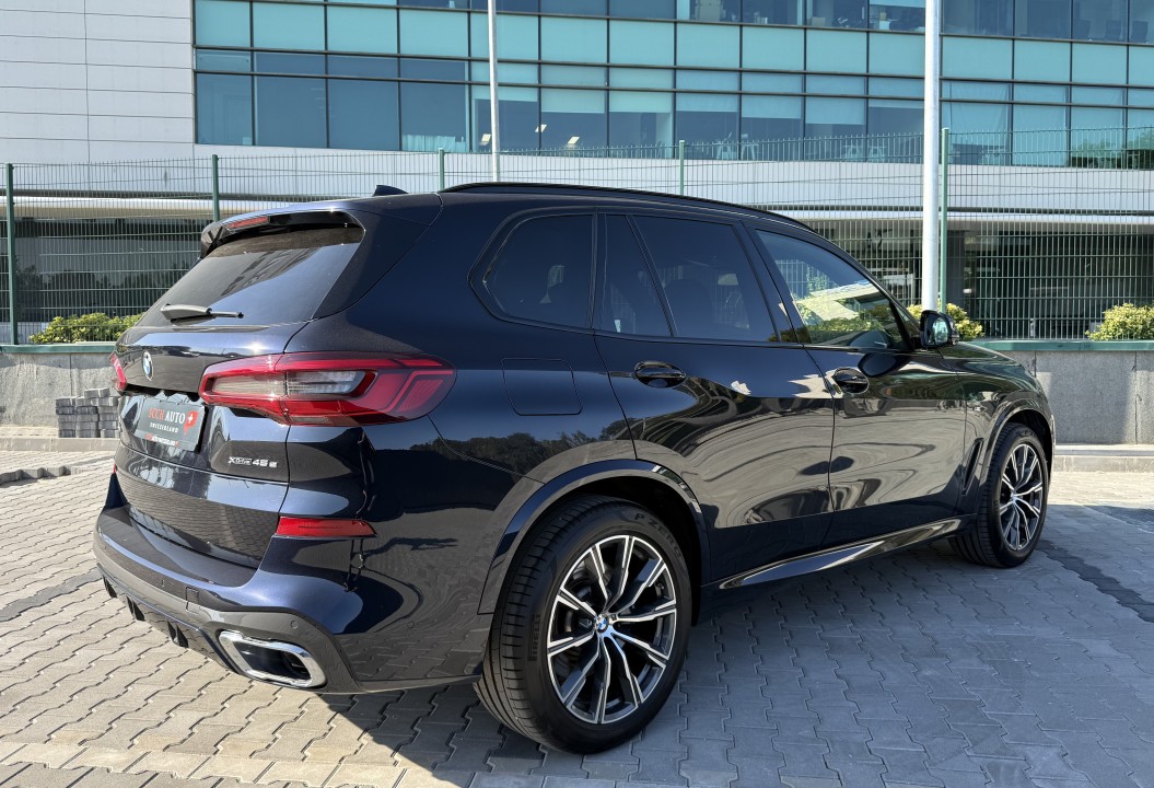 BMW X5 xDrive45e M-Sport (3)