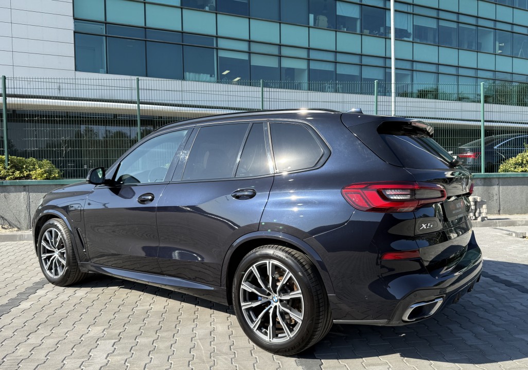 BMW X5 xDrive45e M-Sport (5)