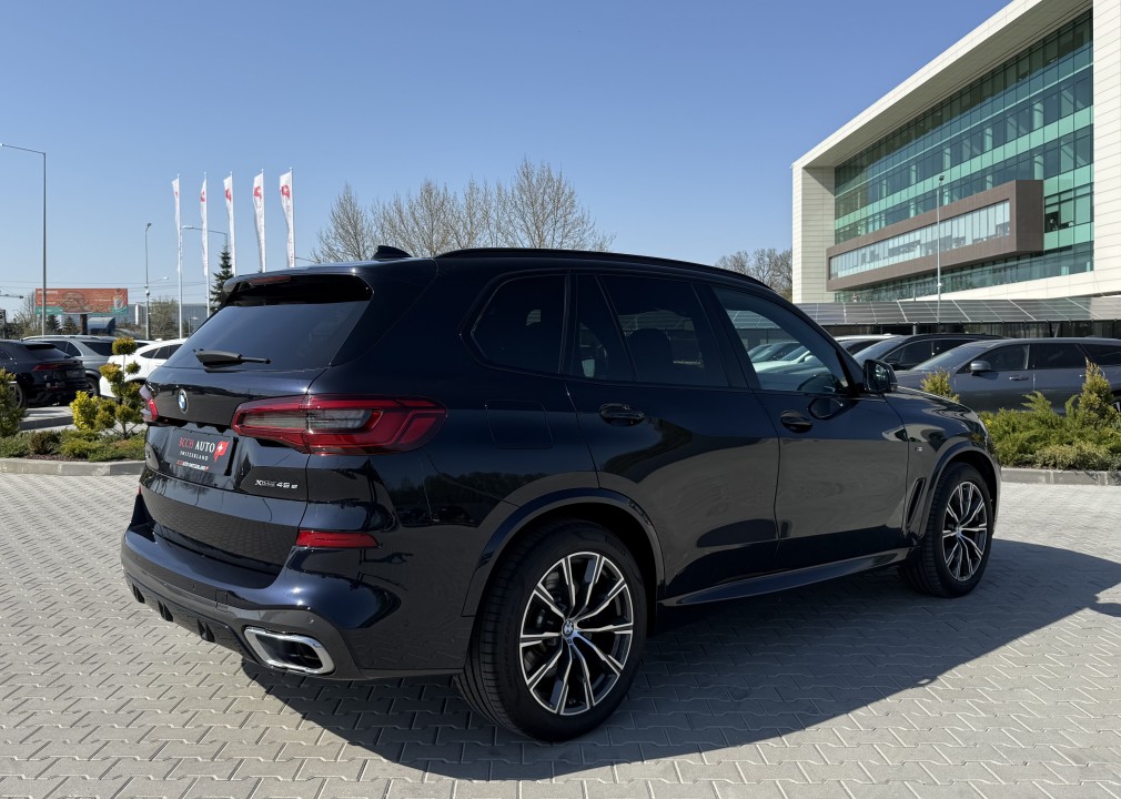 BMW X5 xDrive45e M-Sport (3)