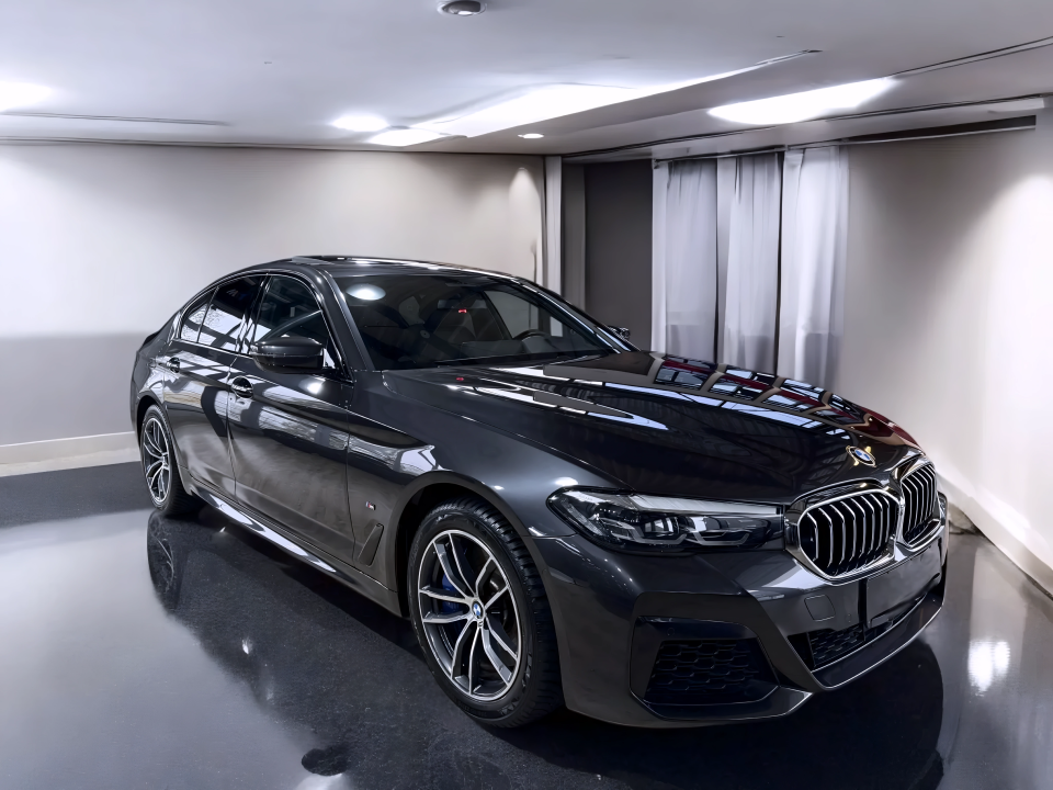 BMW Seria 5 540i M-Sport