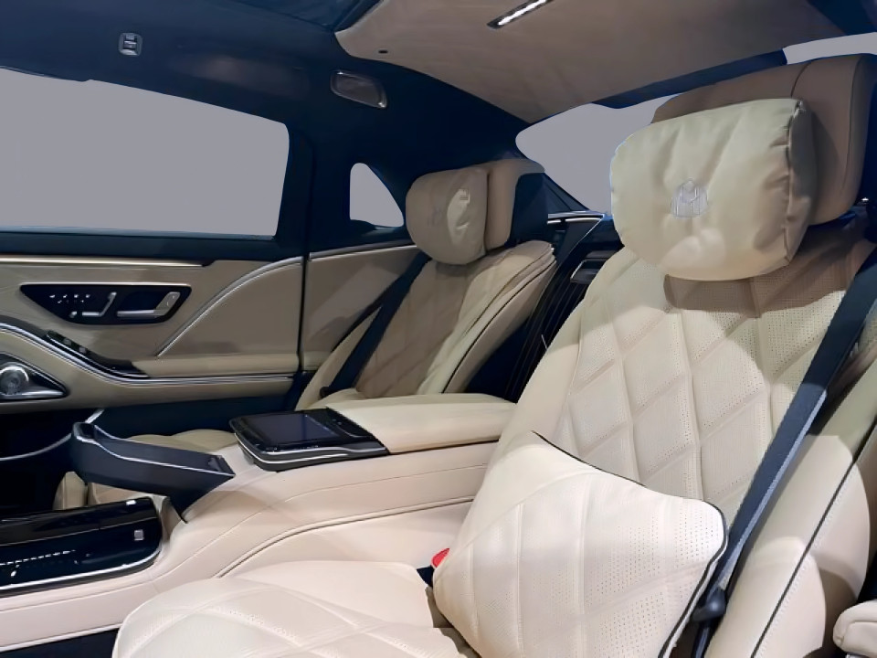 Mercedes-Benz S Maybach 680 - foto 14