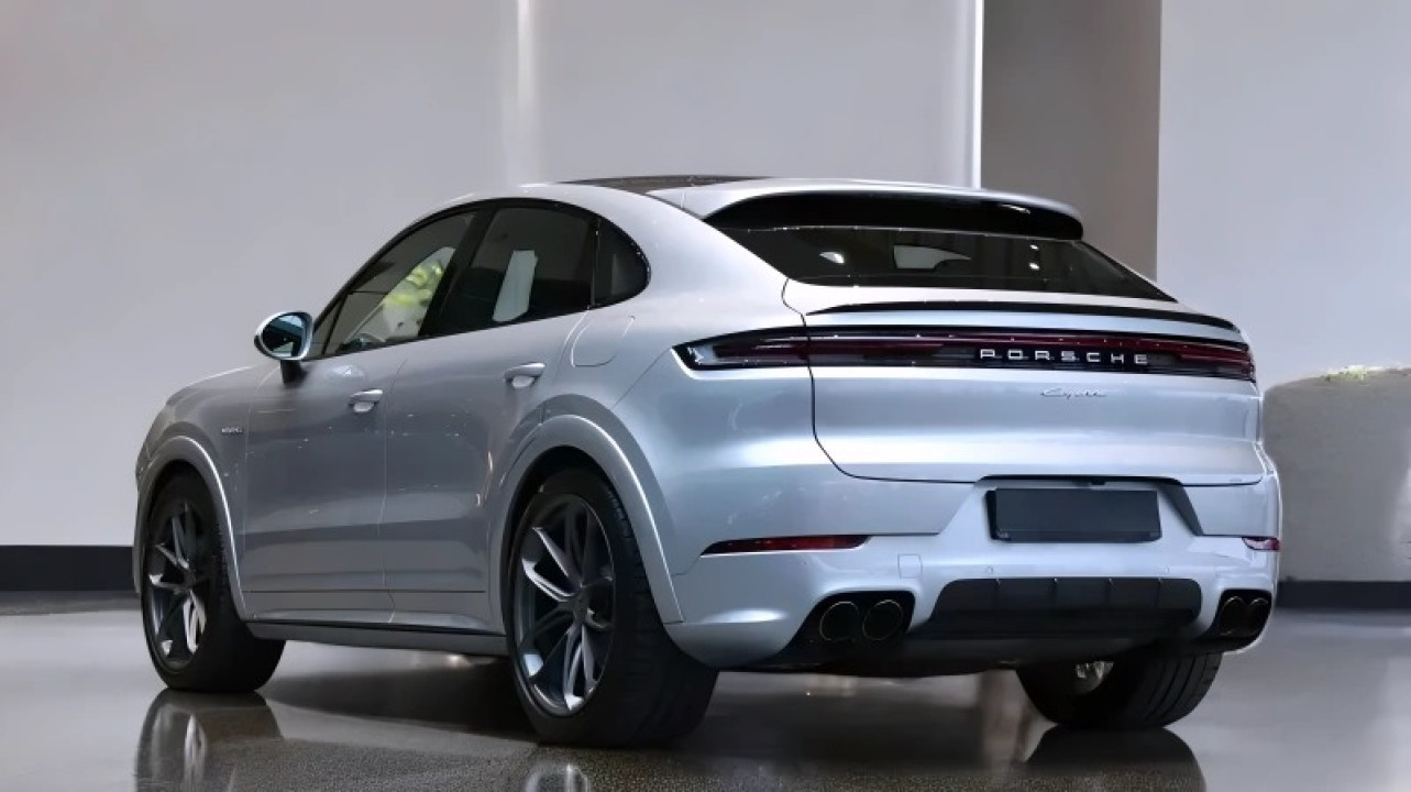 Porsche Cayenne Coupe E-Hybrid (3)