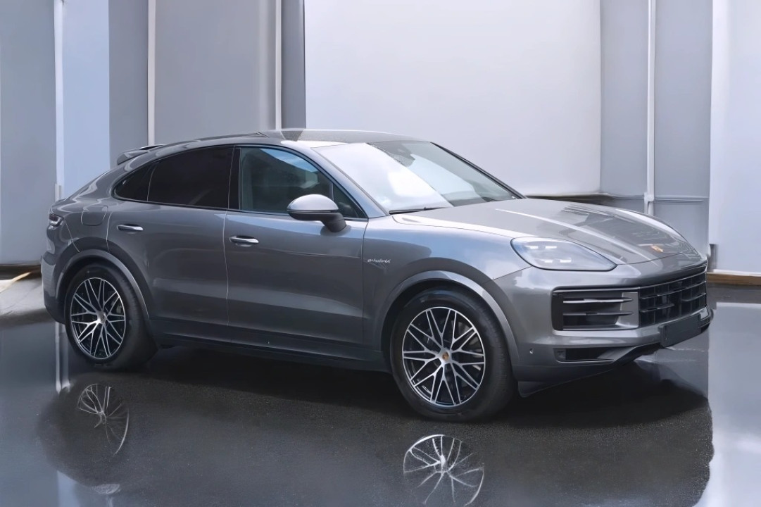 Porsche Cayenne Coupe E-Hybrid - foto 6