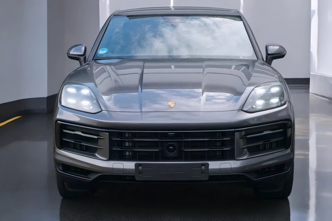 Porsche Cayenne Coupe E-Hybrid (4)