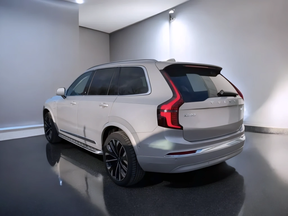 Volvo XC 90 T8 Recharge AWD (2)