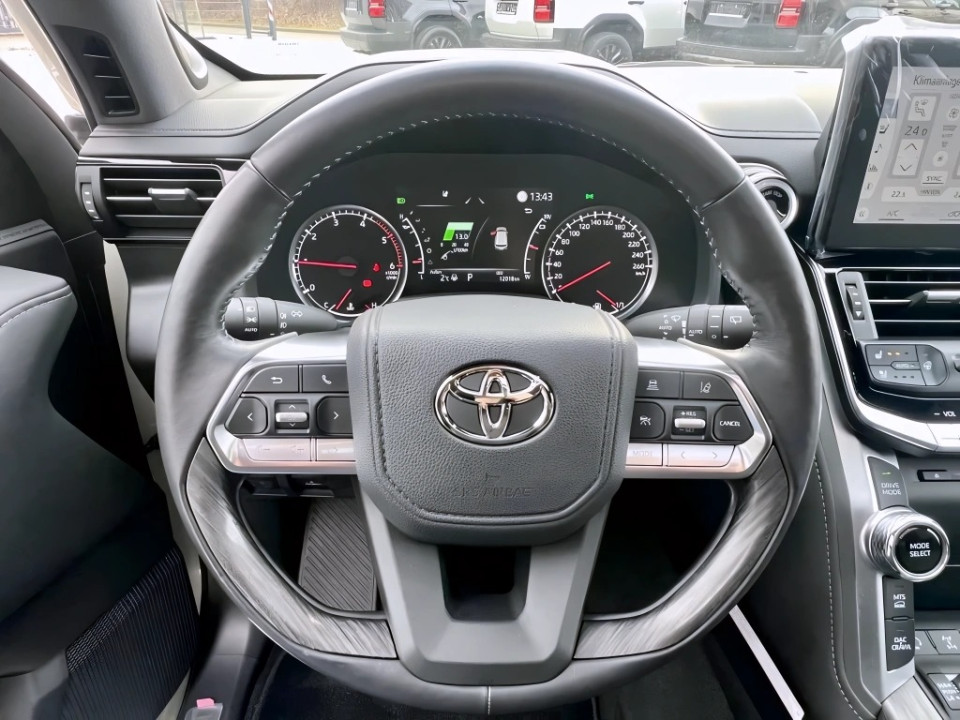 Toyota Land Cruiser 3.3 D-4D - foto 10