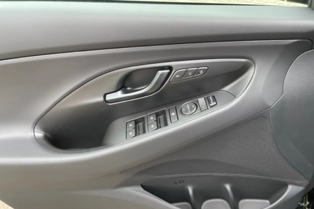 Hyundai i30 N Performance 2.0 T-GDi (280 CP) - foto 10