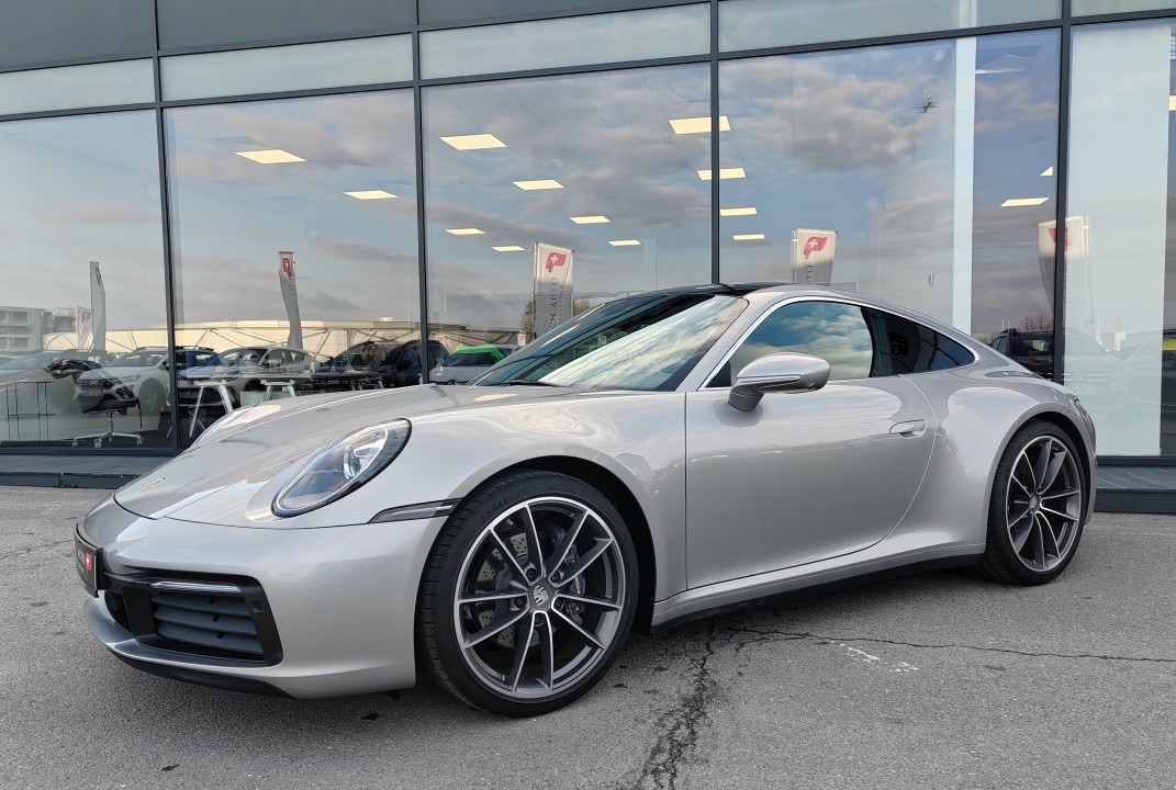 Porsche 911 Carrera 4 (992) - foto 7