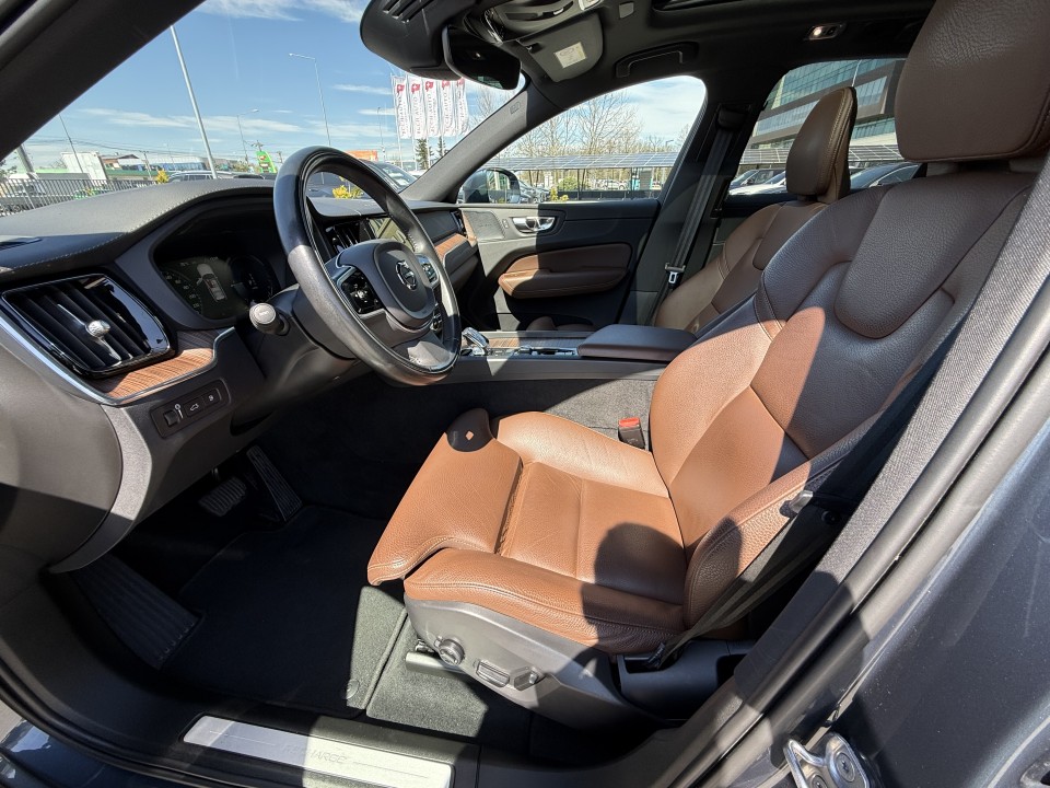 Volvo XC 60 T8 Recharge AWD Inscription - foto 11