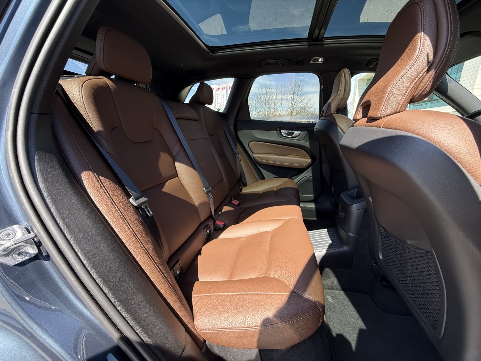Volvo XC 60 T8 Recharge AWD Inscription - foto 18